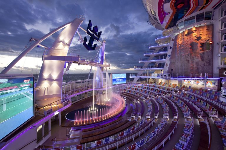 Interiors, Allure, Allure of the Seas,

Aqua theater,