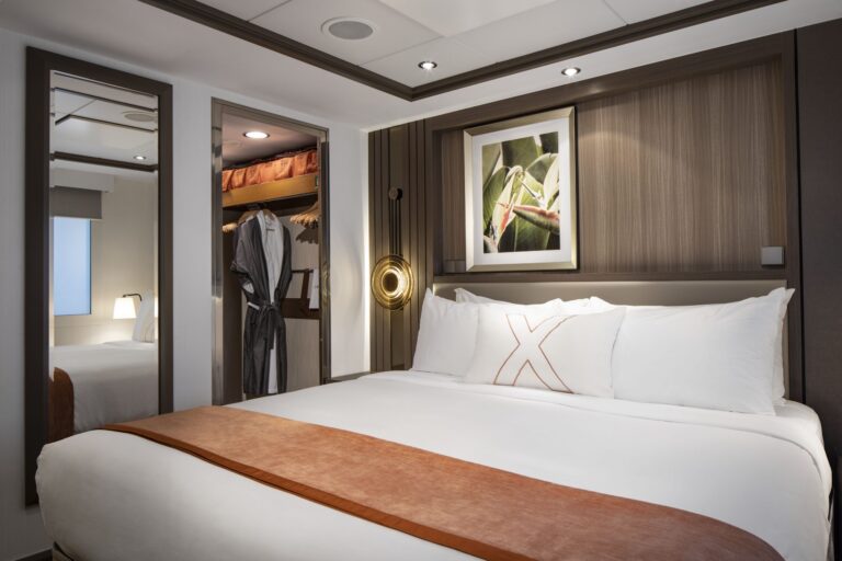 Celebrity Silhouette, SI, Celebrity Revolution, refresh, revitalization, update, staterooms and suites, cabins, accommodations, Celebrity Suite, bedroom