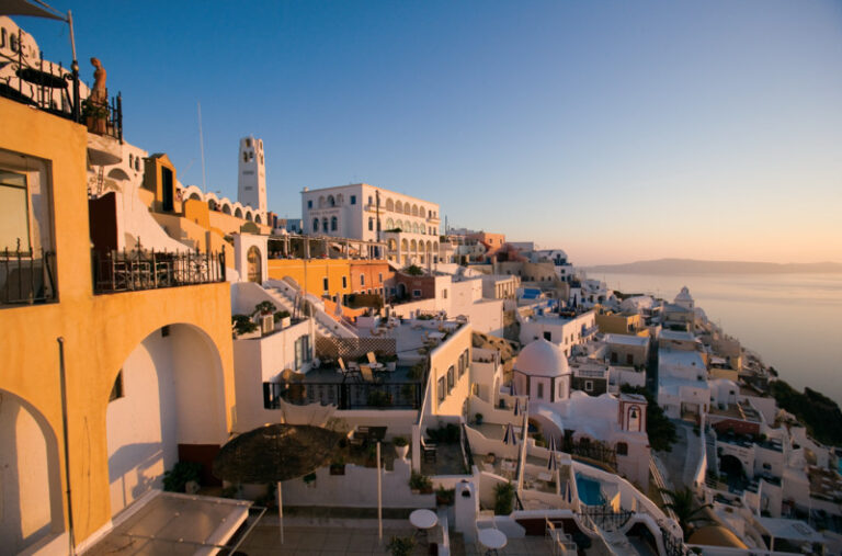 CEL_Santorini_TownofFira_6